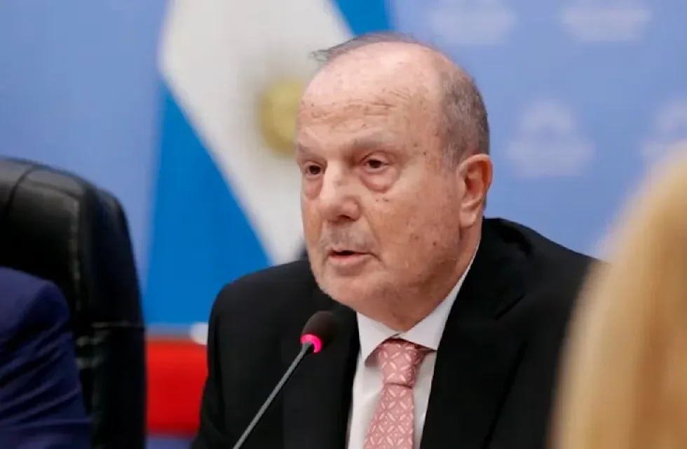 murio exministro