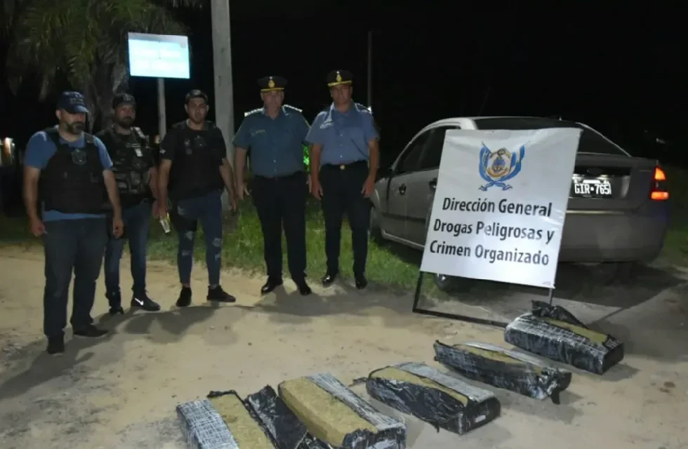 policias